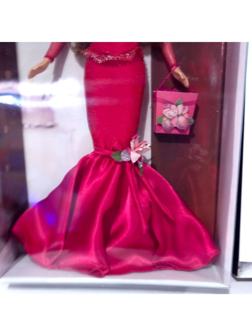 2004 NEW/NRFB Barbie Birthday Wishes Doll Silver Label - Red Dress (C6229) - Picture 7 of 11